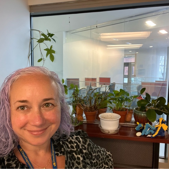 Meet your Posher, Rita - Picture 1 of 1